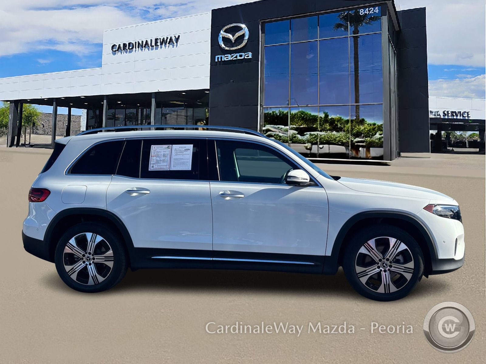 Used 2024 Mercedes-Benz EQB 300 300 image 9