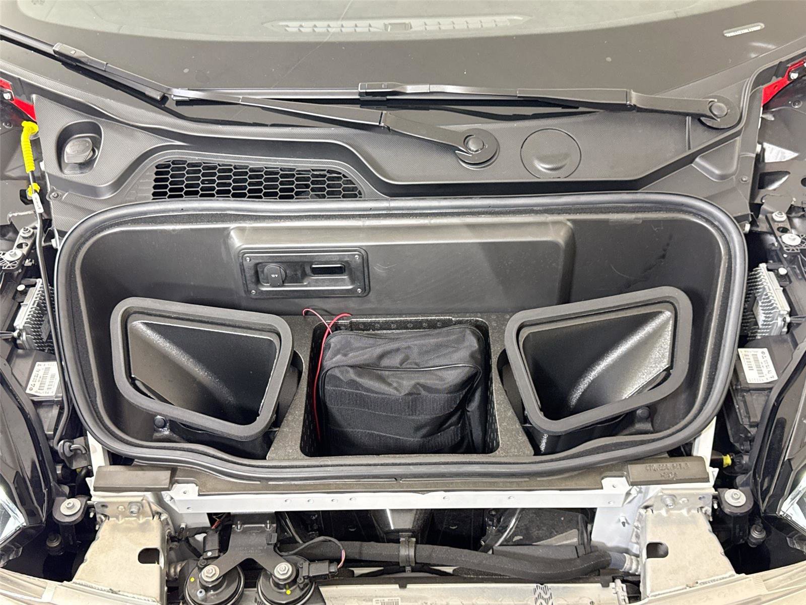 Used 2022 Lamborghini Huracan STO RWD image 33