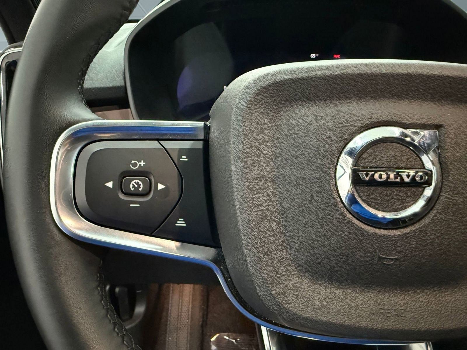 Used 2024 Volvo XC40 Recharge Ultimate w/ Protection Package Premier image 15