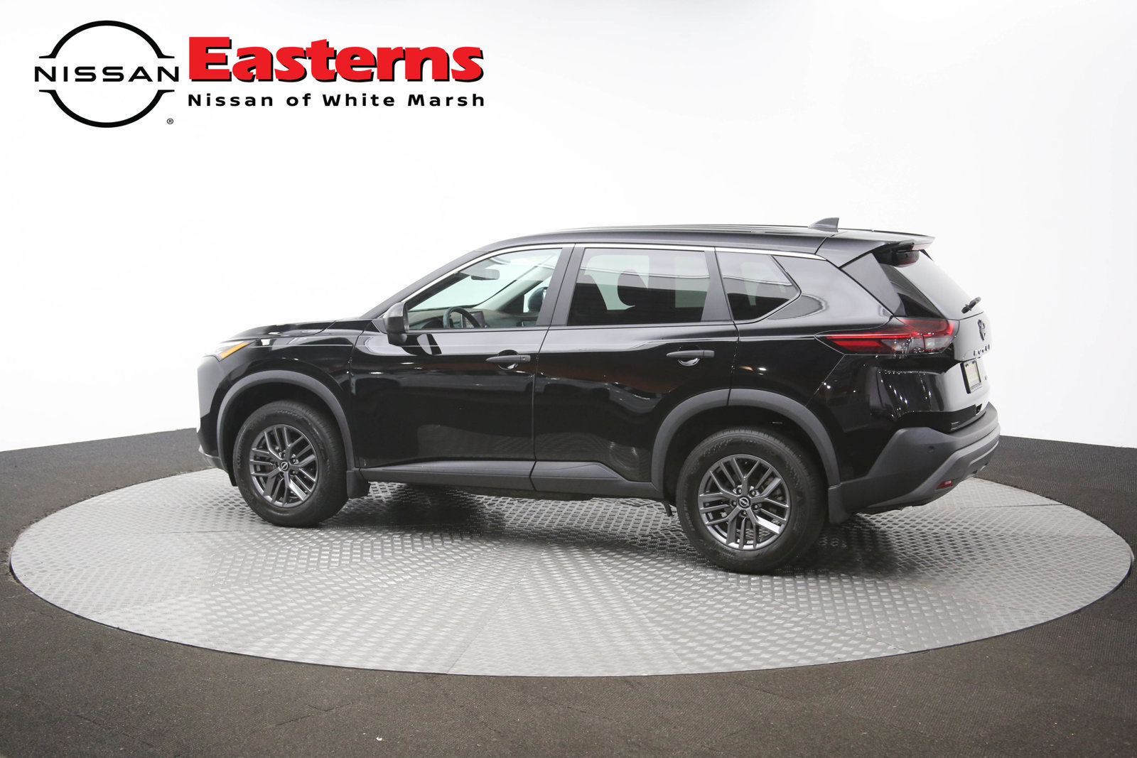 Used 2023 Nissan Rogue S AWD/4WD image 60