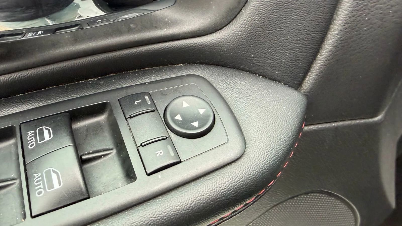 Used 2019 Dodge Grand Caravan GT image 24