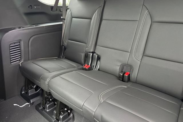 New 2026 GMC Yukon XL Elevation w/ Elevation Premium Package AWD/4WD image 18