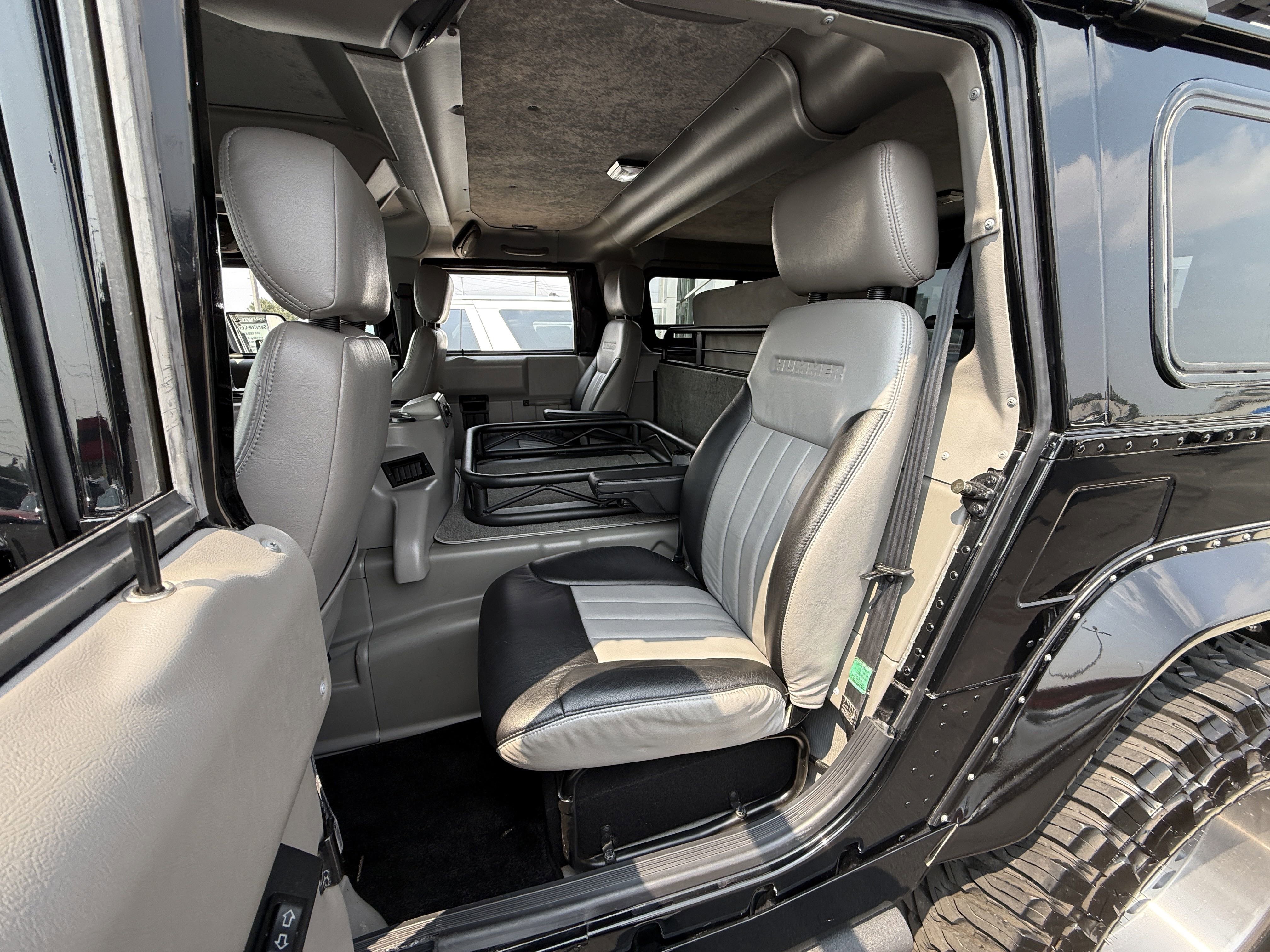 Used 2001 HUMMER H1 4-Door Wagon image 21