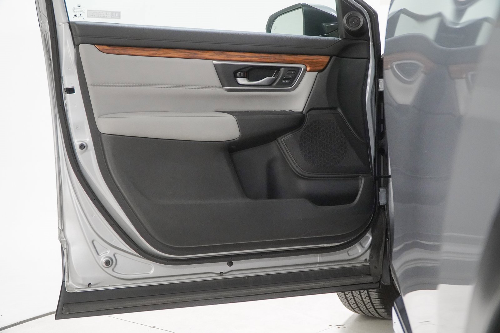 Used 2022 Honda CR-V Touring image 15