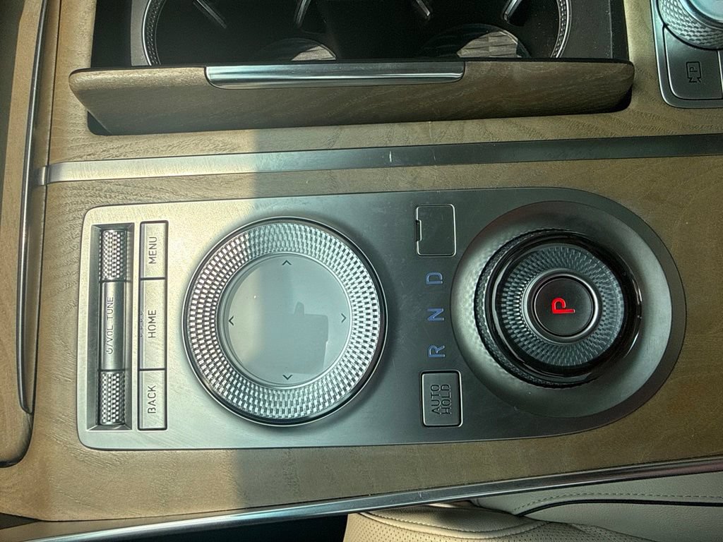 Used 2022 Genesis GV80 2.5T w/ Prestige Package 05 RWD image 16