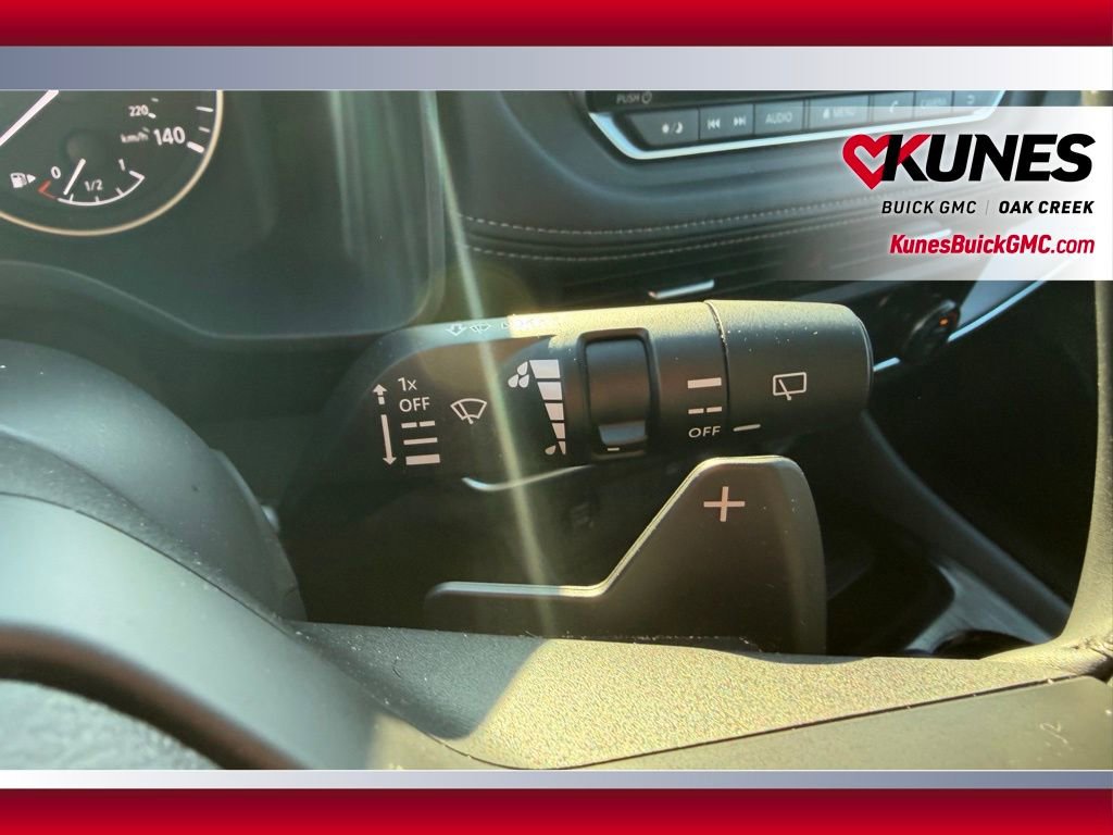 Used 2025 Nissan Rogue SV image 14