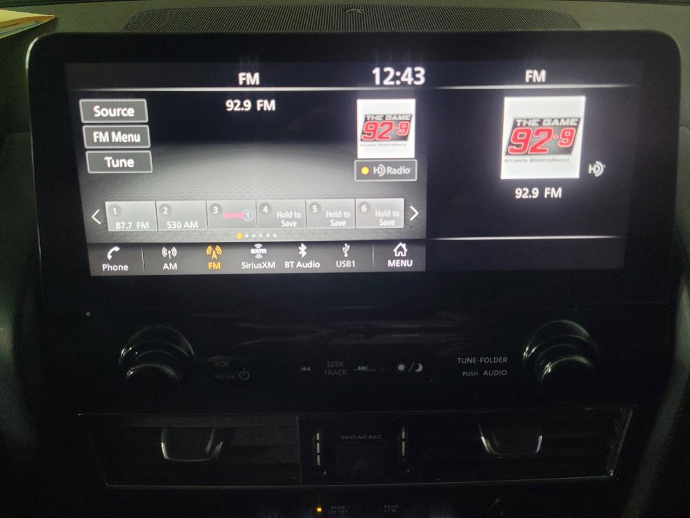 Used 2021 Nissan Armada SV image 25