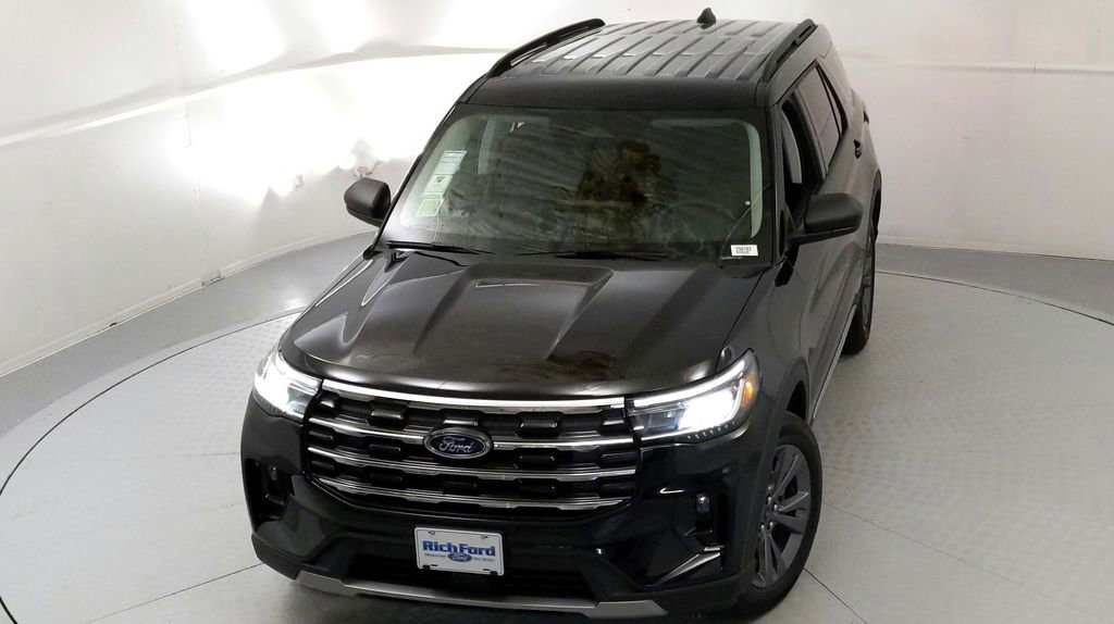New 2025 Ford Explorer Active w/ Active Comfort Package image 20