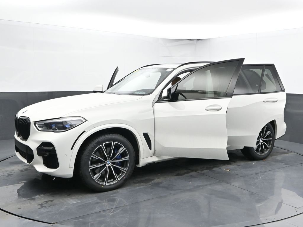 Used 2023 BMW X5 xDrive40i w/ Executive Package image 57