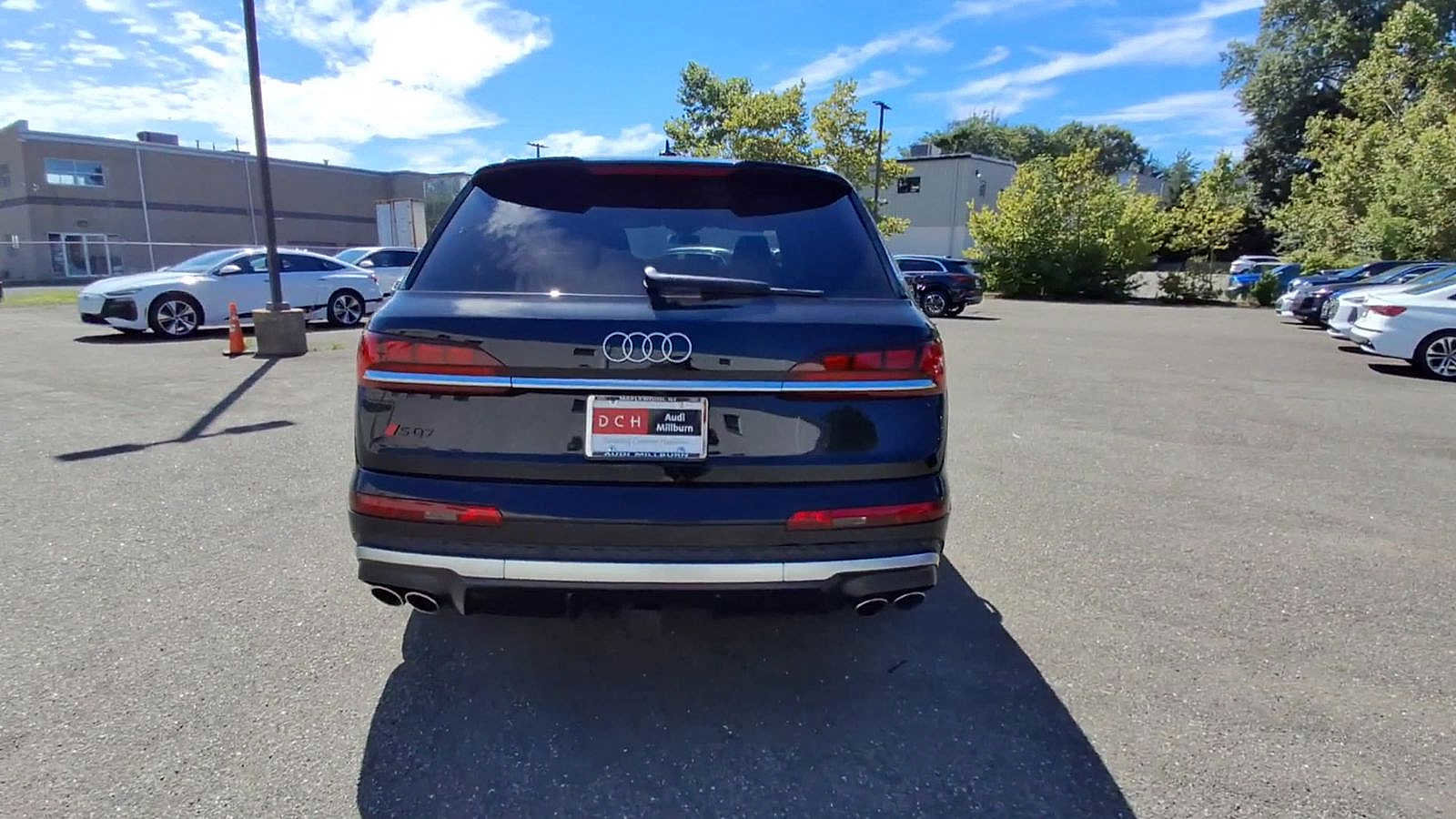 New 2025 Audi SQ7 Prestige image 7