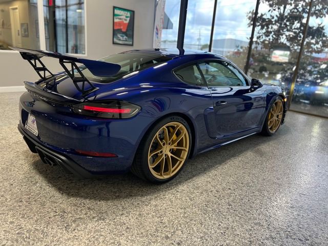 Used 2020 Porsche 718 Cayman GT4 RWD image 8
