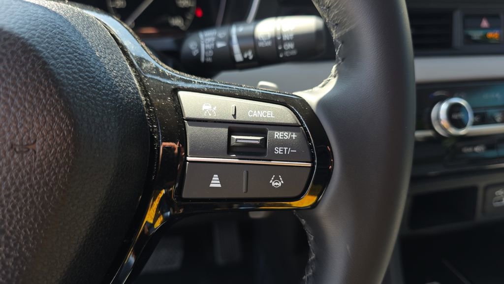 Used 2025 Honda Pilot EX-L image 22