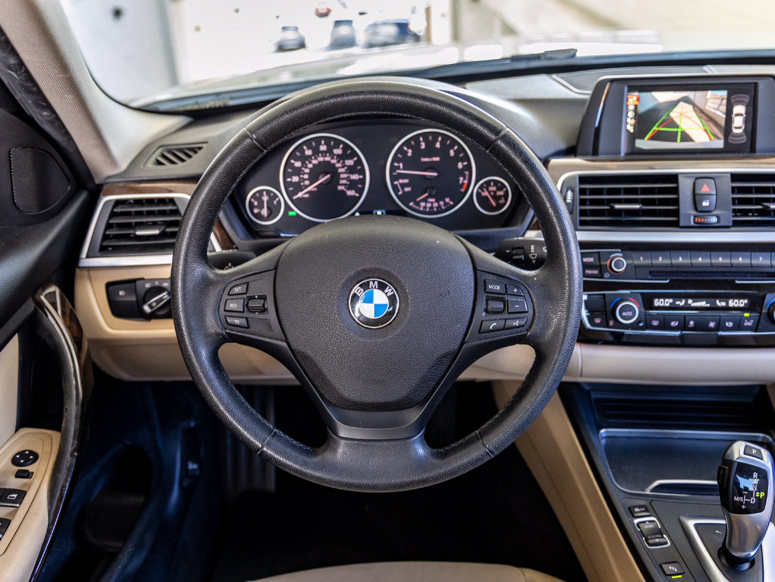 Used 2017 BMW 320i Sedan RWD image 22