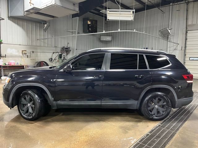 Used 2018 Volkswagen Atlas SE image 3