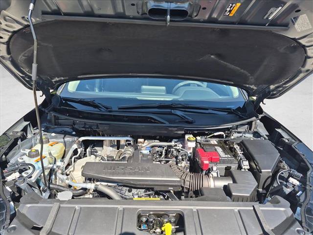 Used 2025 Nissan Rogue S FWD image 22