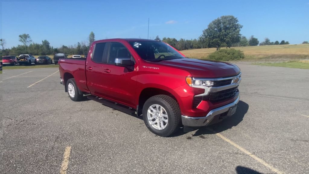 Certified 2024 Chevrolet Silverado 1500 LT AWD/4WD image 2