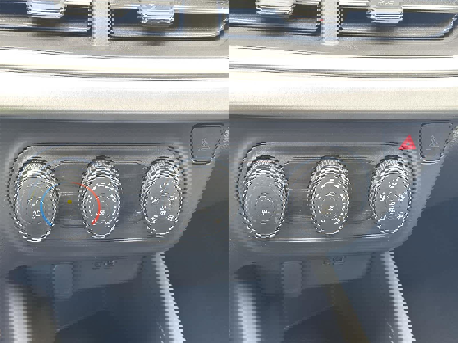 Used 2024 Chevrolet Trax LS image 18