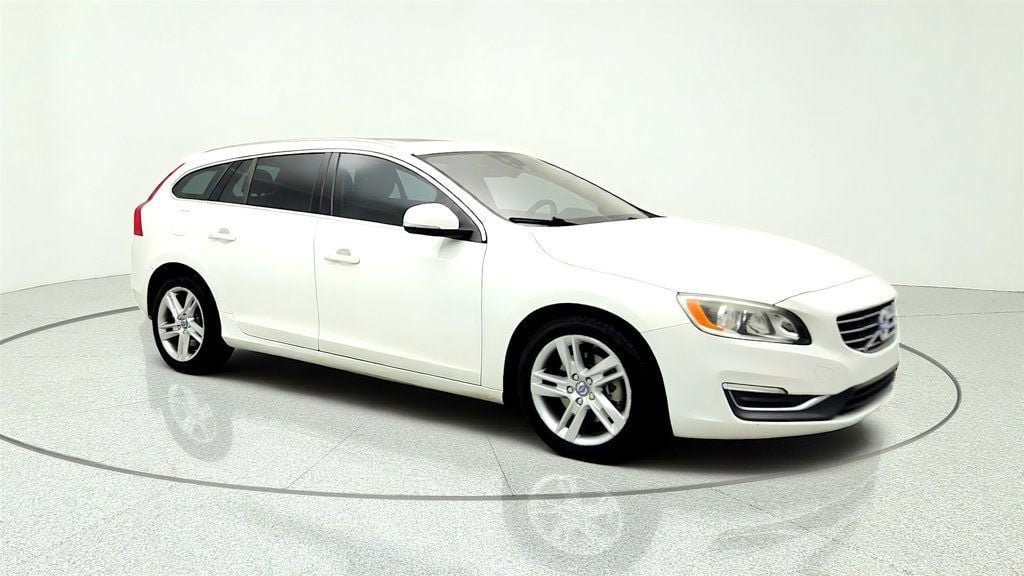 Used 2015 Volvo V60 T5 Premier FWD image 3
