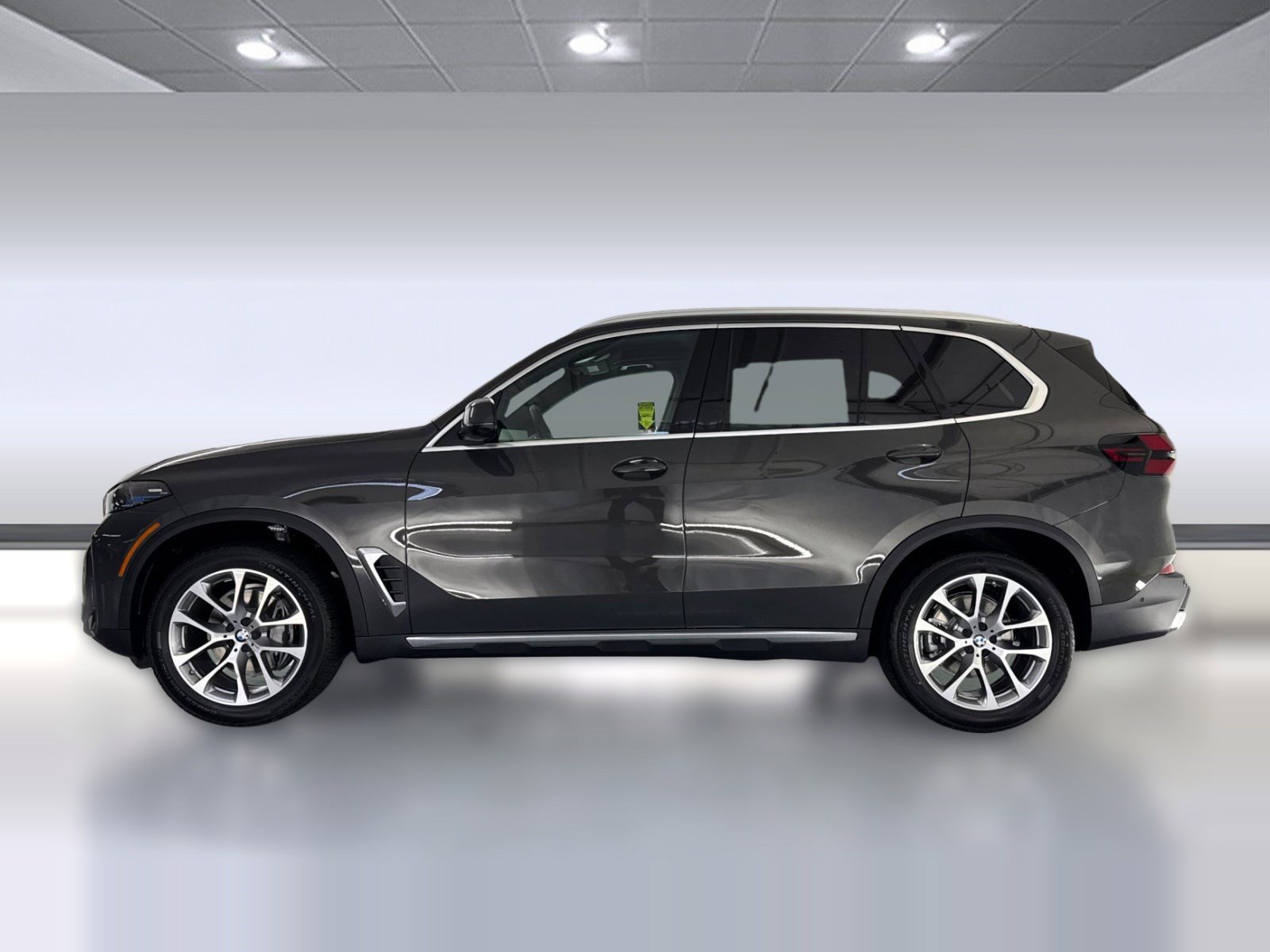 Used 2026 BMW X5 sDrive40i w/ Premium Package RWD image 2