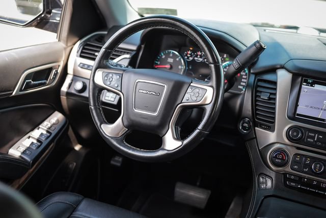 Used 2019 GMC Yukon Denali w/ Denali Ultimate Package AWD/4WD image 24
