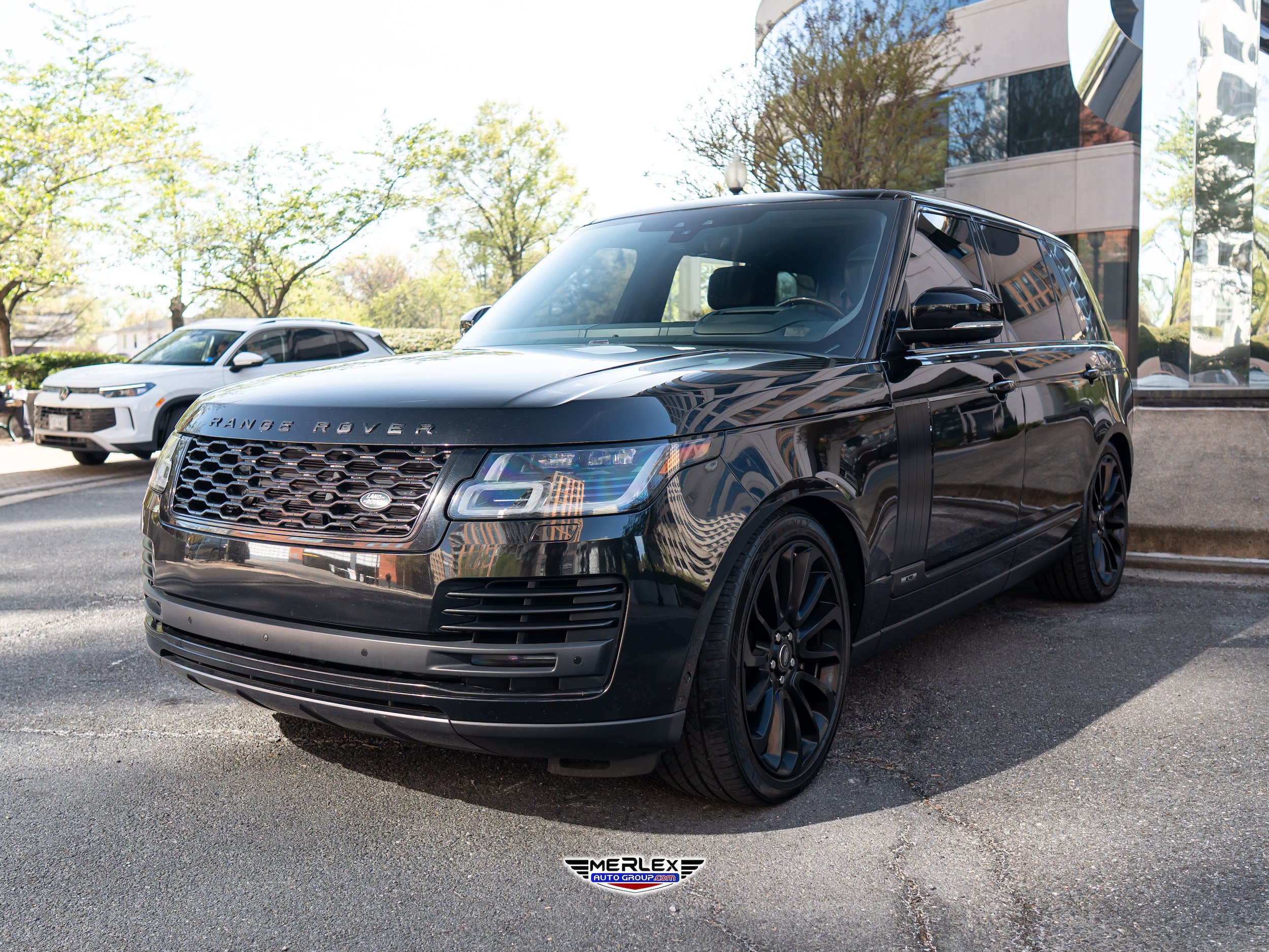 Used 2020 Land Rover Range Rover Long Wheelbase HSE AWD/4WD image 3