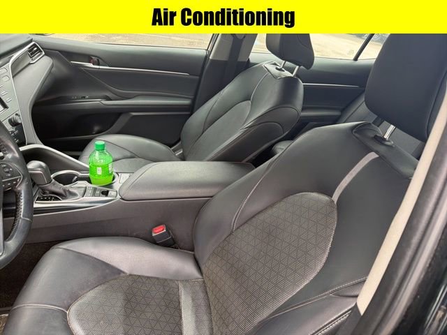 Used 2018 Toyota Camry XSE FWD image 10