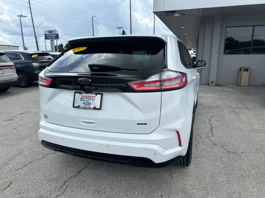 Used 2022 Ford Edge SE w/ Black Appearance Package AWD/4WD image 9