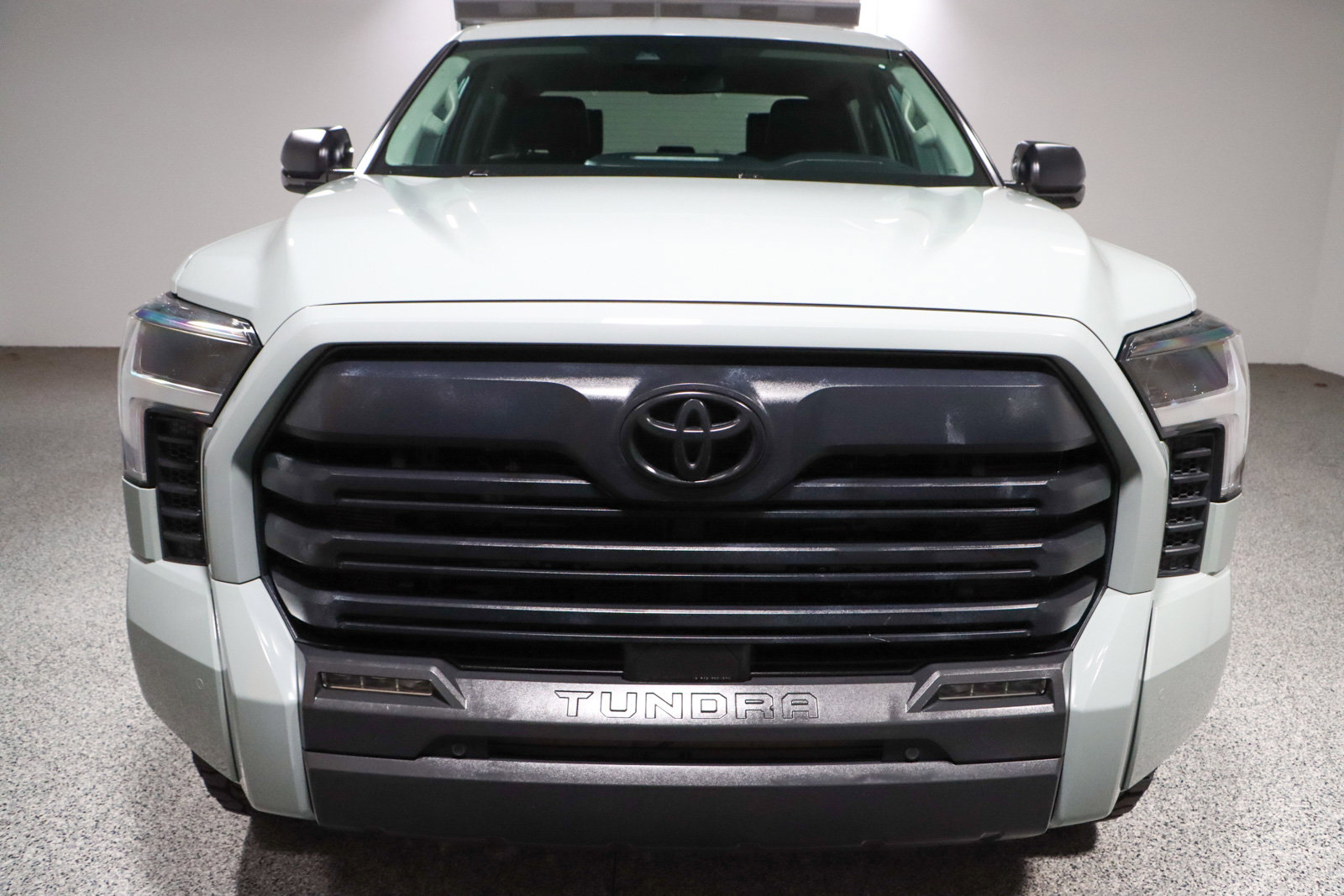 Used 2024 Toyota Tundra SR5 w/ SR5 Premium Package image 5