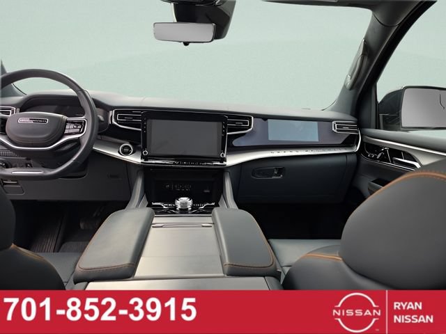 Used 2023 Jeep Grand Wagoneer Series II AWD/4WD image 12