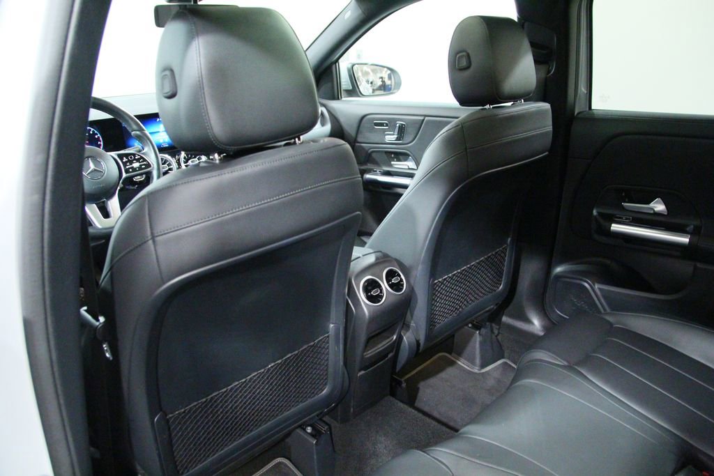 Used 2021 Mercedes-Benz GLA 250 4MATIC image 27