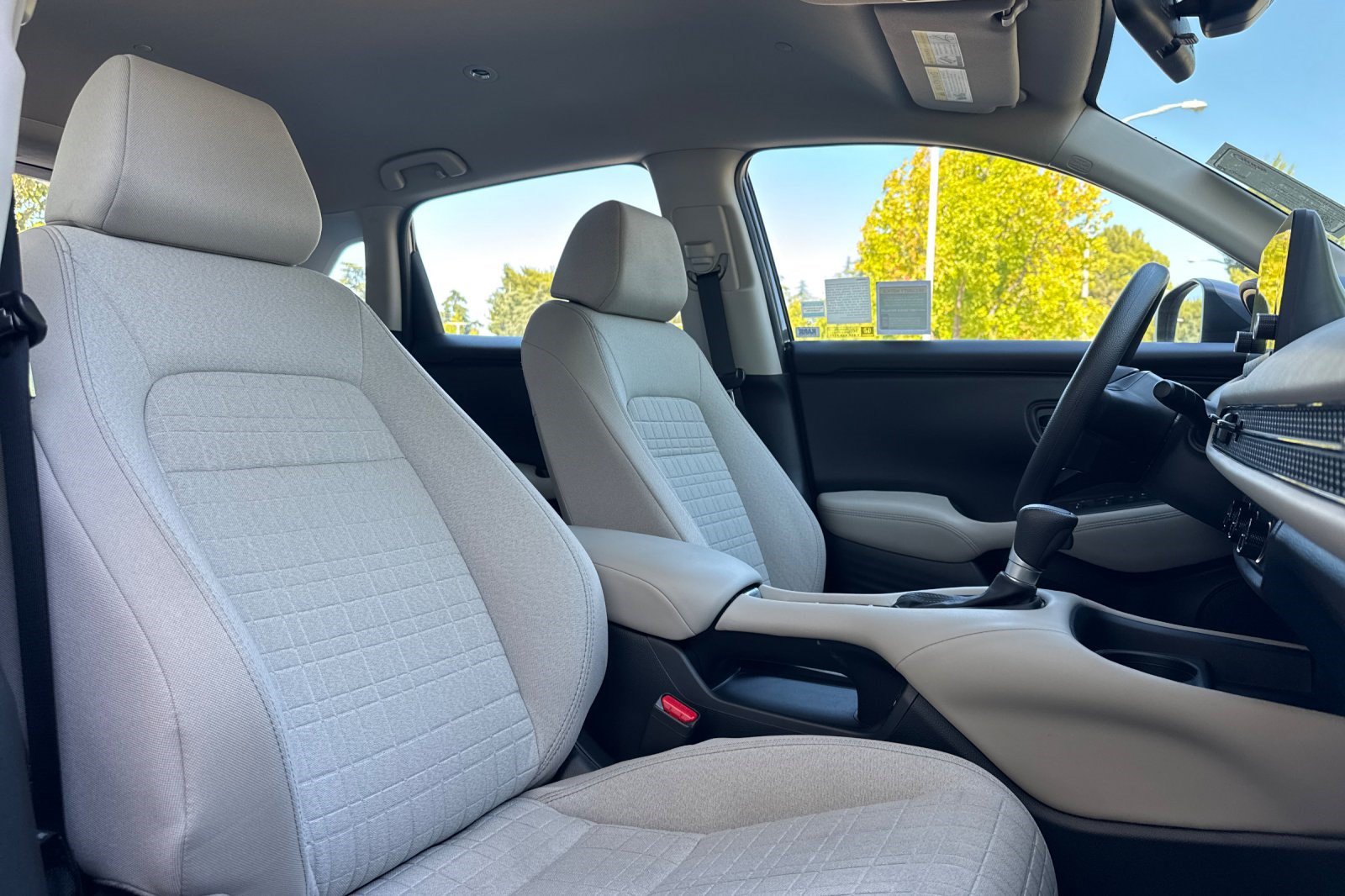 Used 2024 Honda HR-V LX image 26
