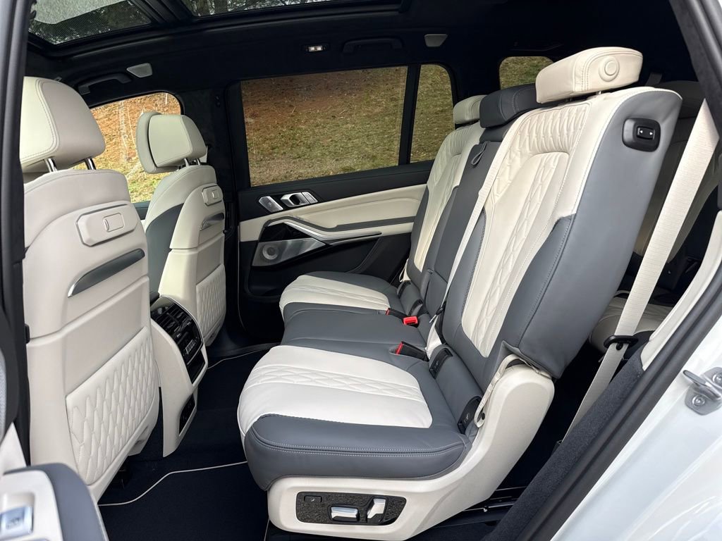 New 2026 BMW ALPINA XB7 ALPINA XB7 image 21