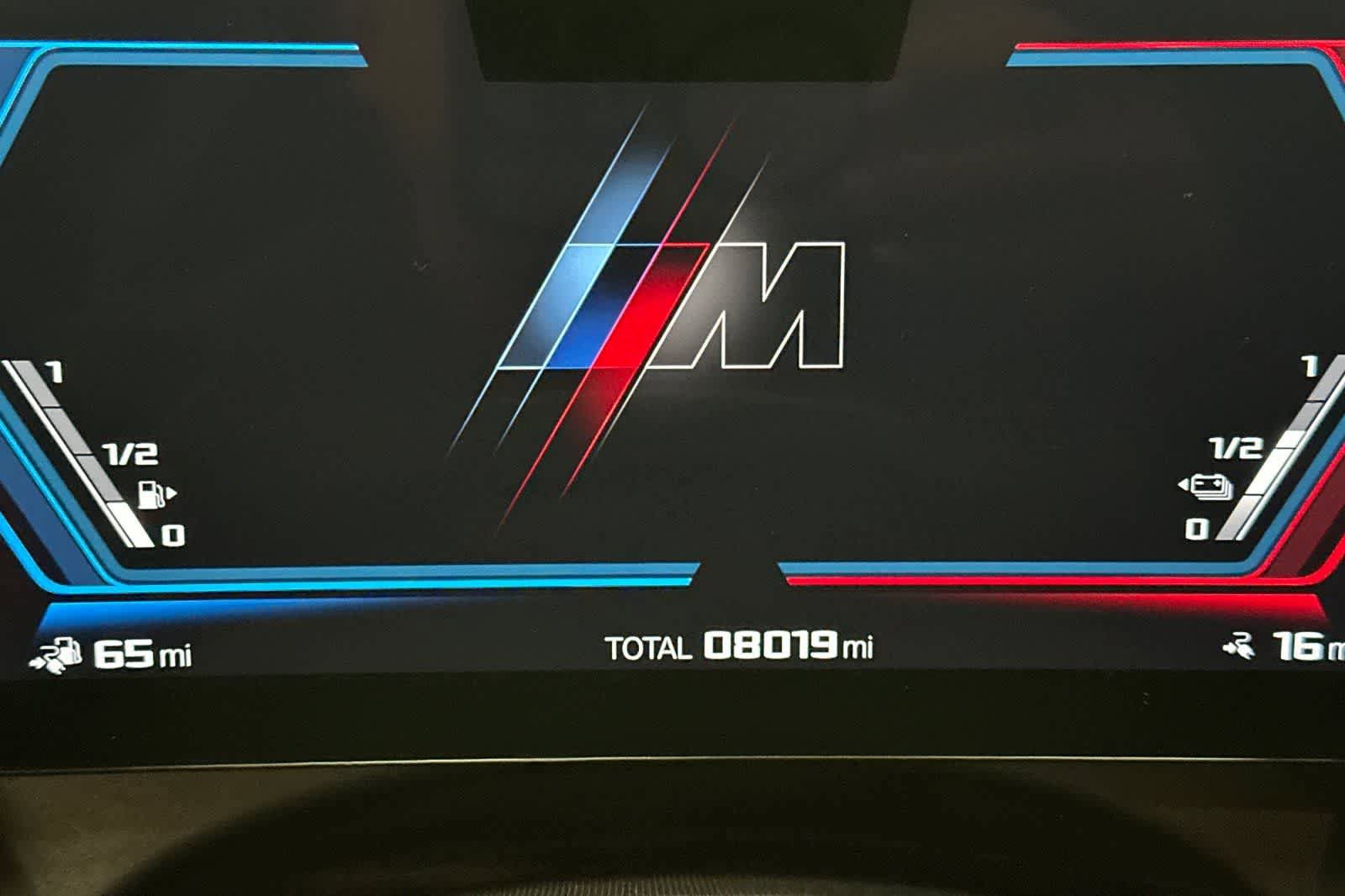 Used 2025 BMW M5 Touring w/ Executive Package image 25
