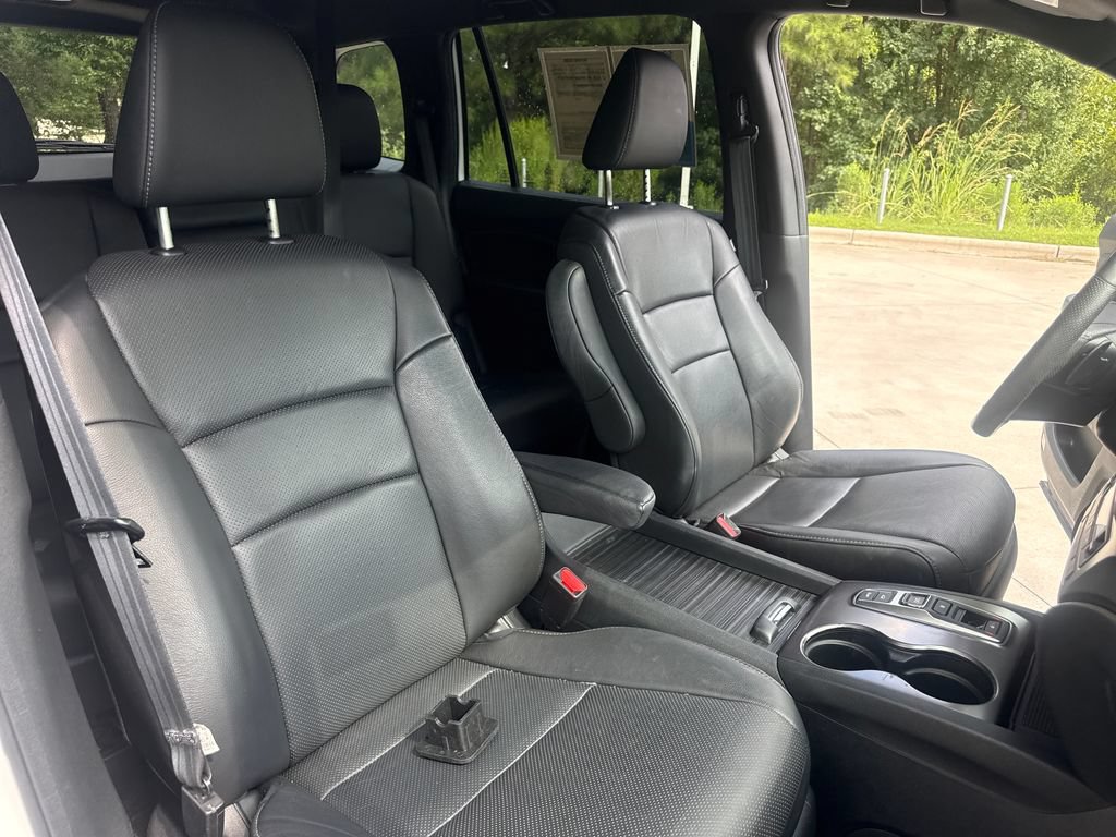 Certified 2023 Honda Passport EX-L image 35