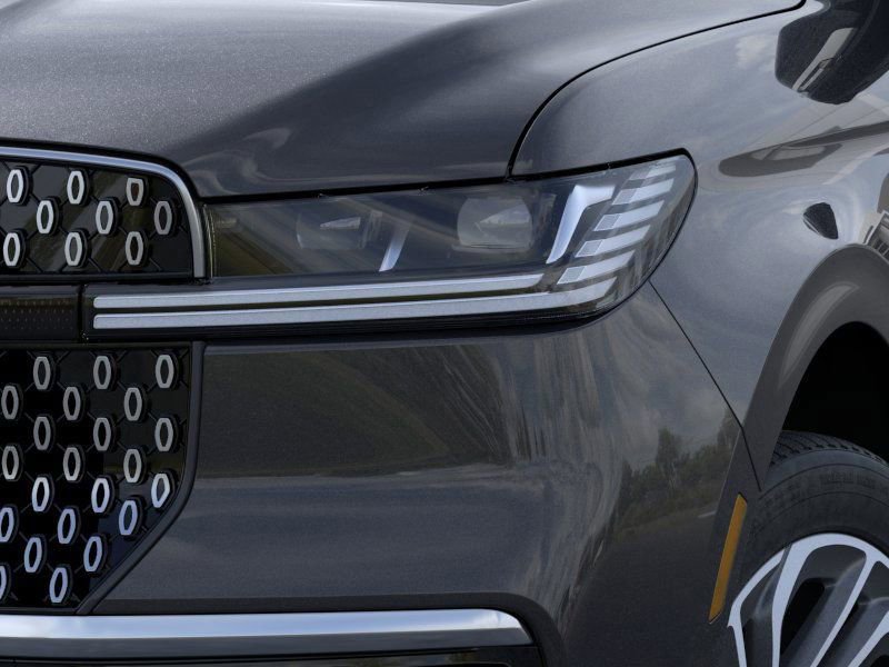 New 2025 Lincoln Navigator Reserve image 18