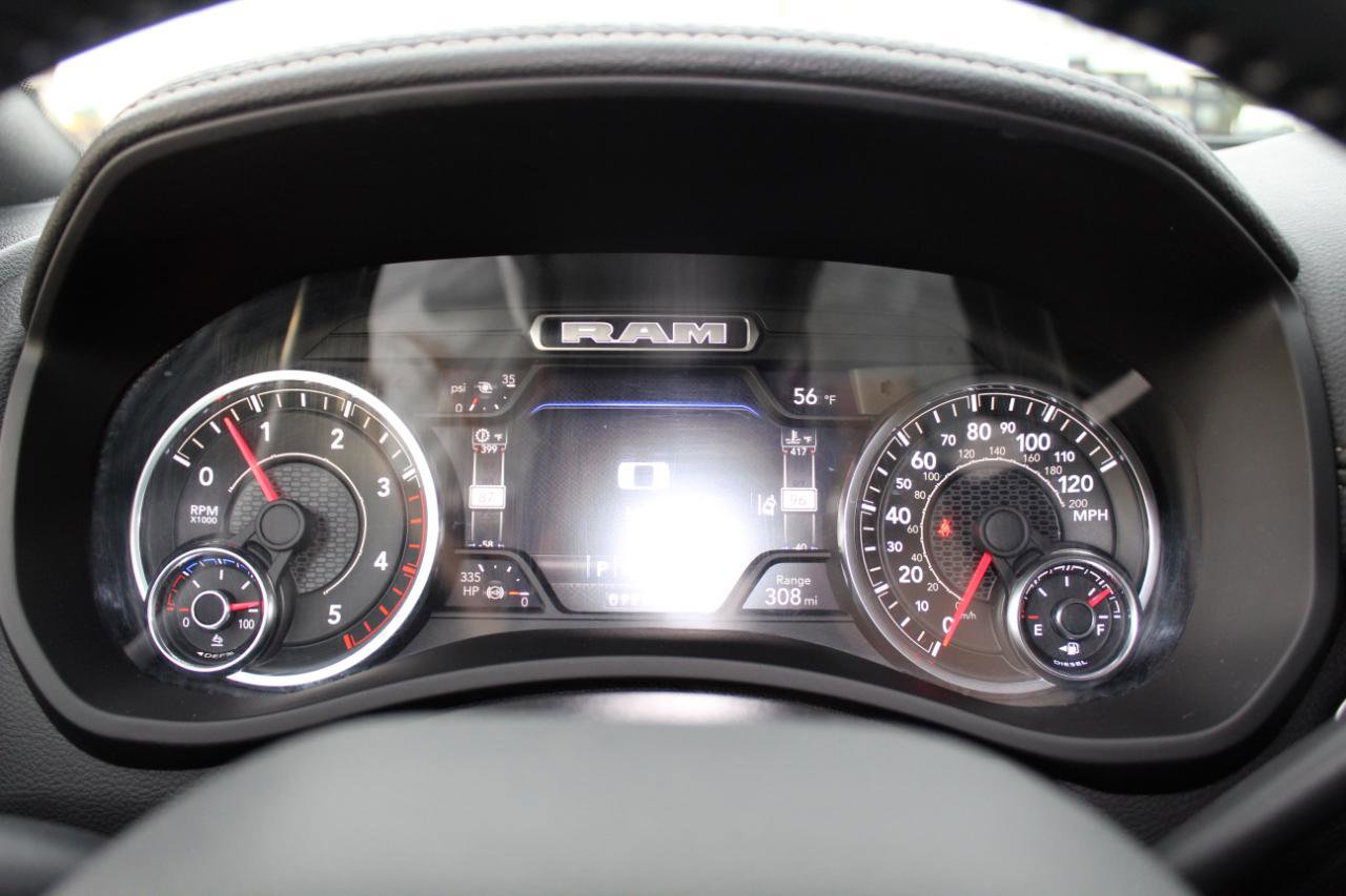 Used 2022 RAM 3500 Laramie AWD/4WD image 13