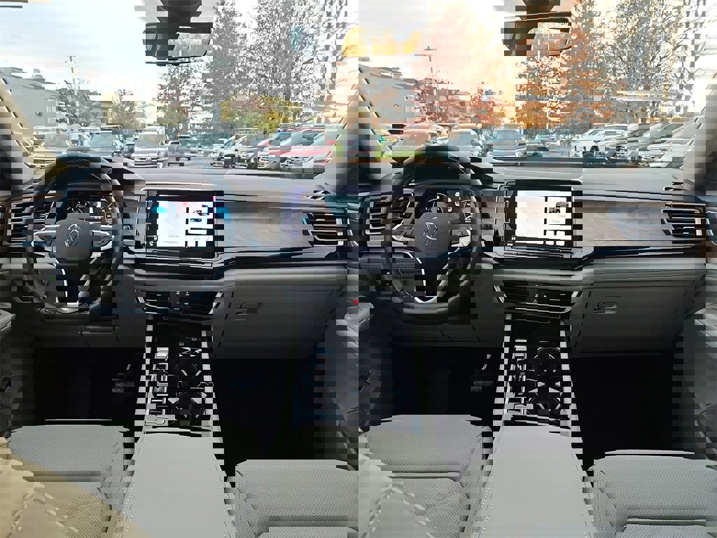 New 2026 Volkswagen Atlas SE image 5