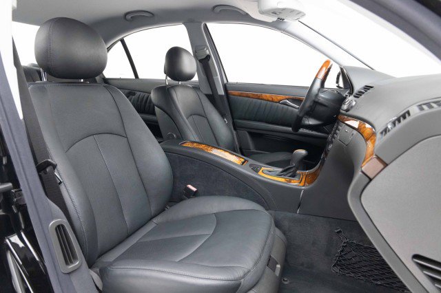 Used 2005 Mercedes-Benz E 500 Sedan image 4