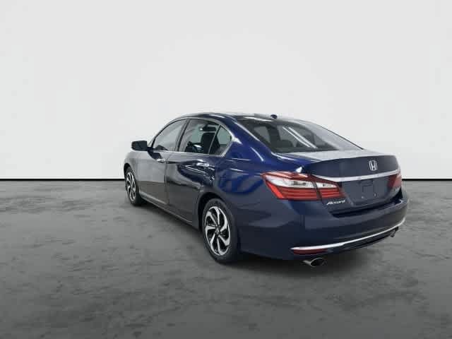 Used 2017 Honda Accord EX-L image 2
