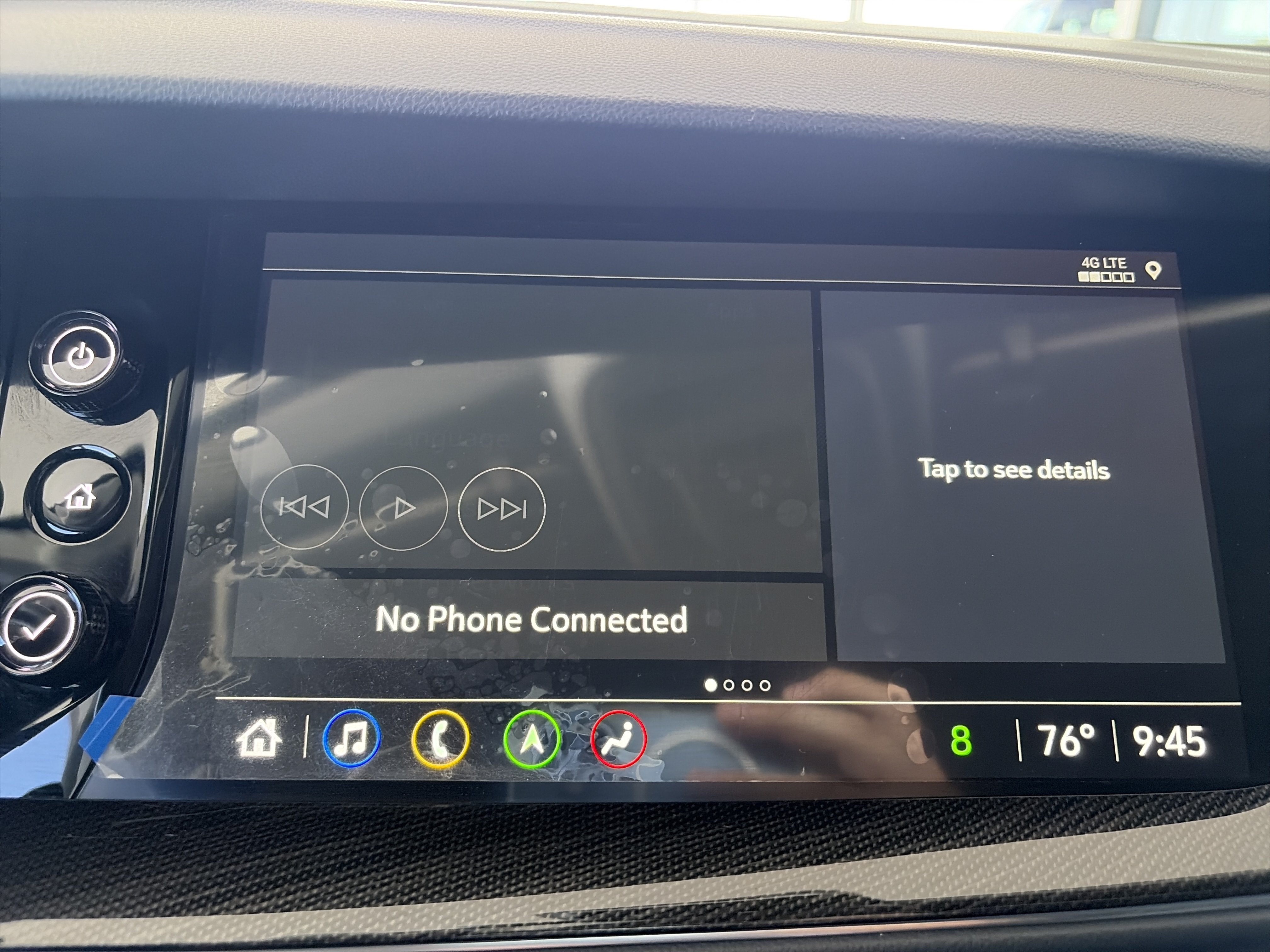 Used 2022 Buick Envision Essence w/ Technology Package II FWD image 21