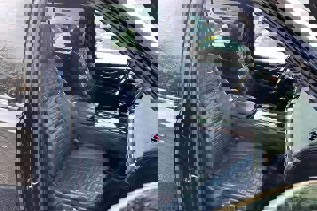 Used 2022 Cadillac Escalade ESV Sport Platinum w/ LPO, ONYX Package image 6