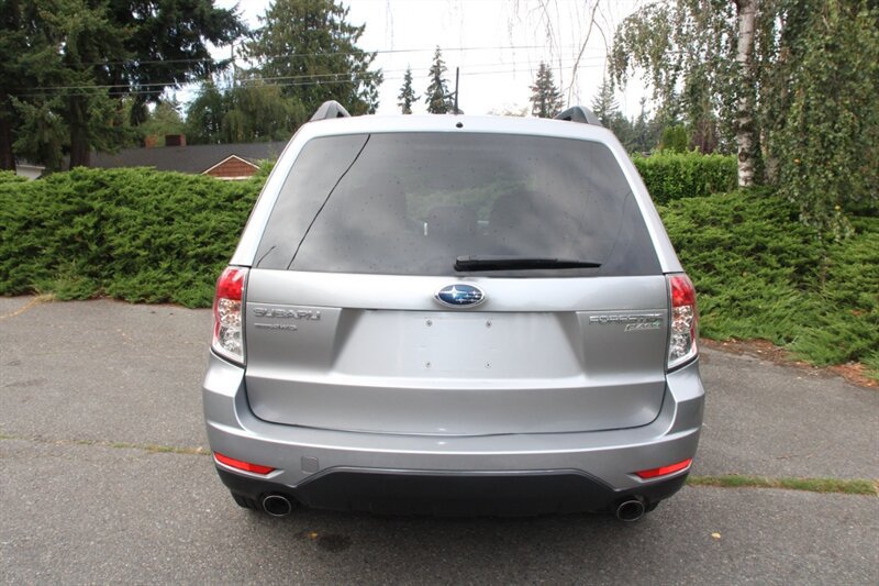 Used 2011 Subaru Forester 2.5X Limited AWD/4WD image 12