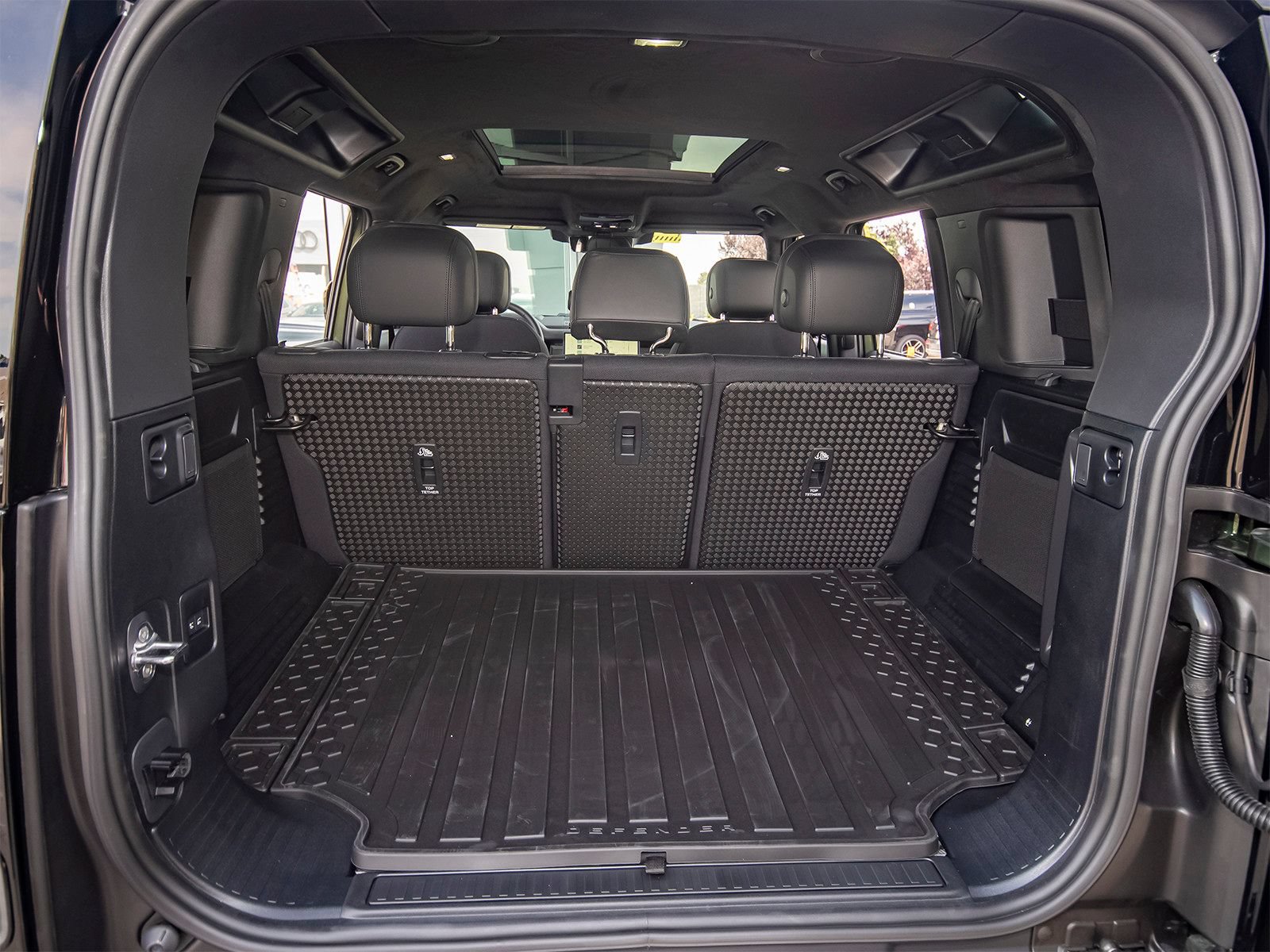 New 2026 Land Rover Defender 110 X AWD/4WD image 52