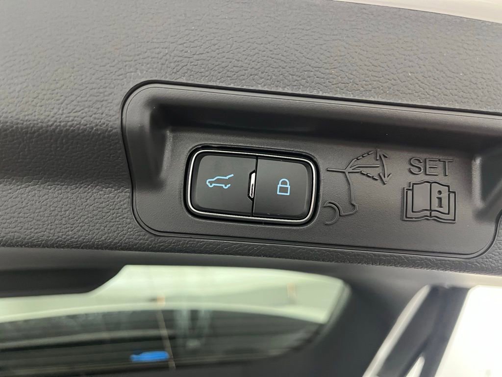 New 2026 Ford Explorer Tremor w/ Tremor Convenience Package image 12