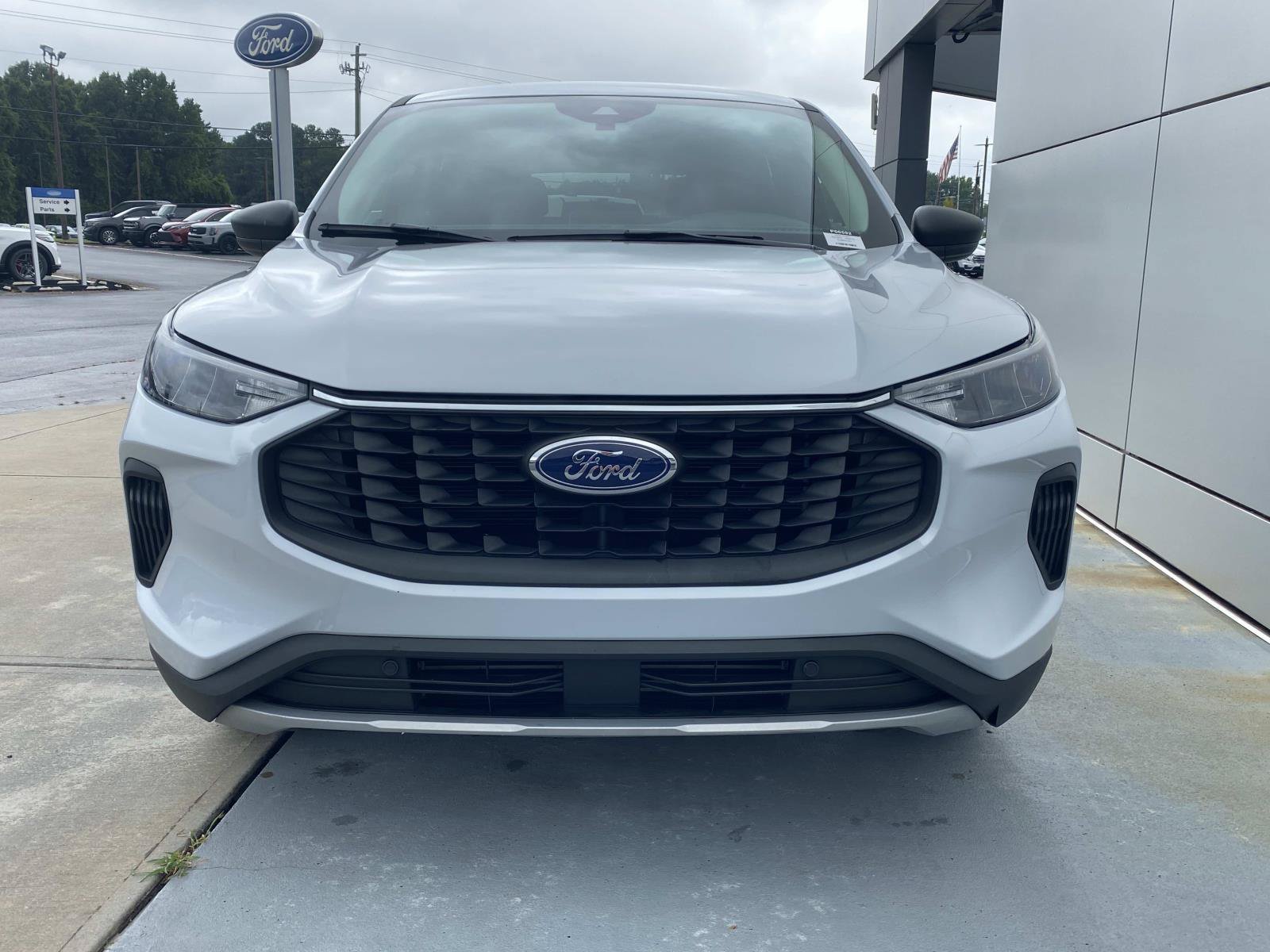 Used 2025 Ford Escape Active FWD image 11
