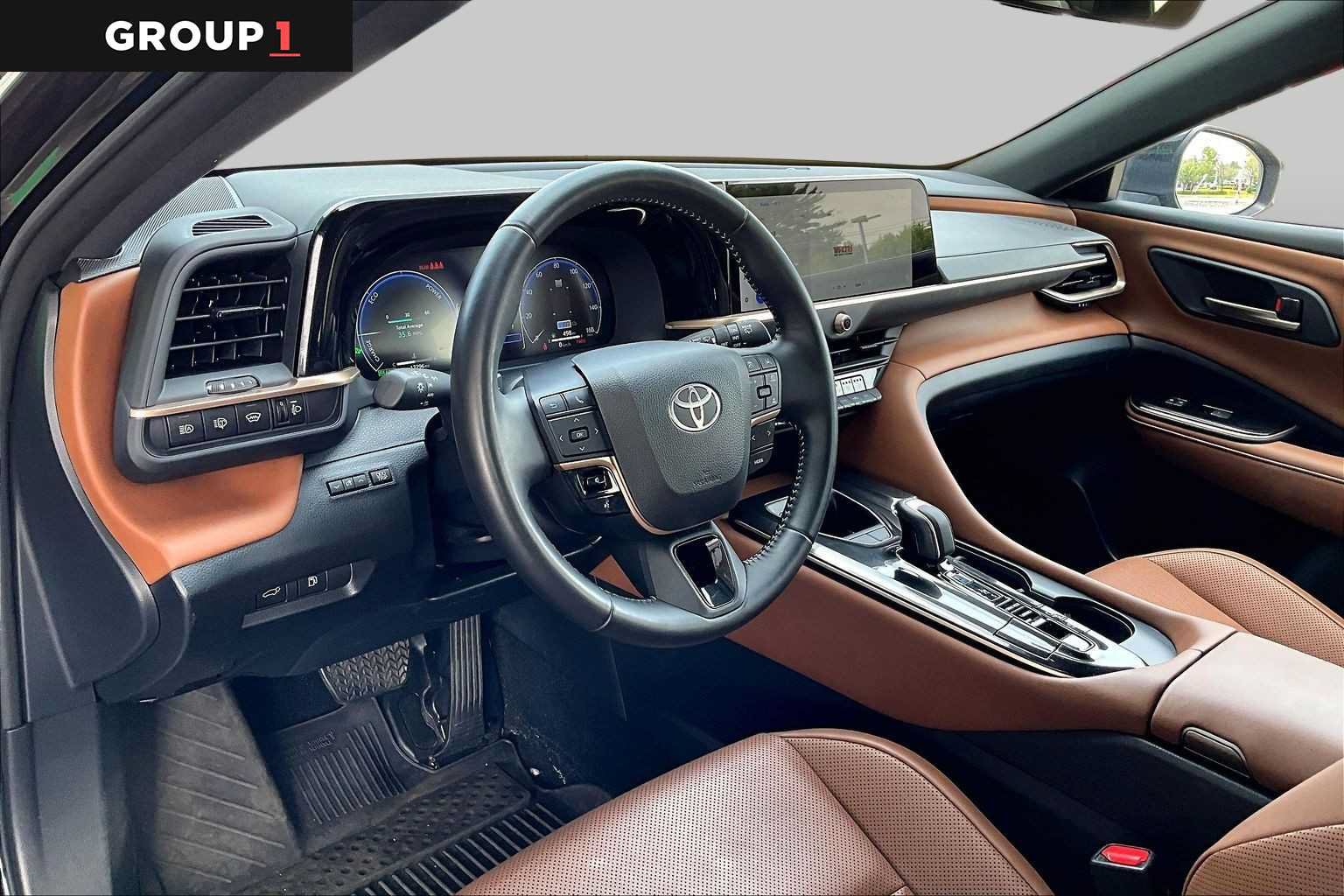 Certified 2025 Toyota Crown Signia AWD/4WD image 18