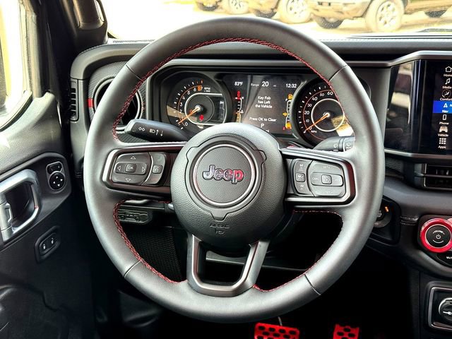 Used 2024 Jeep Gladiator Rubicon w/ Technology Group image 26