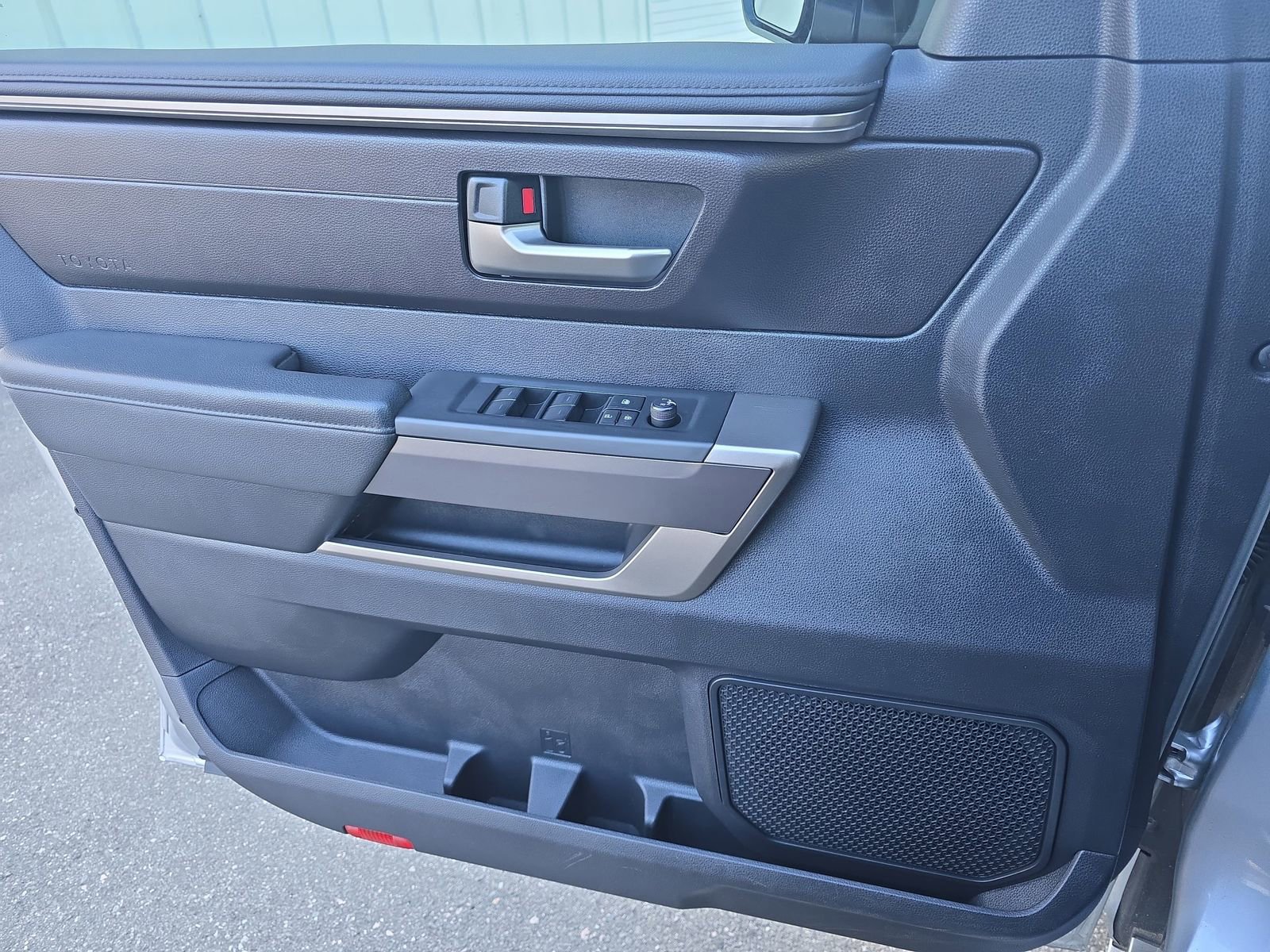 Used 2023 Toyota Tundra SR5 image 33