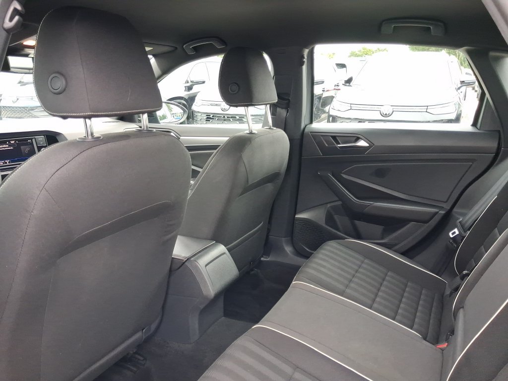 Certified 2024 Volkswagen Jetta Sport FWD image 14