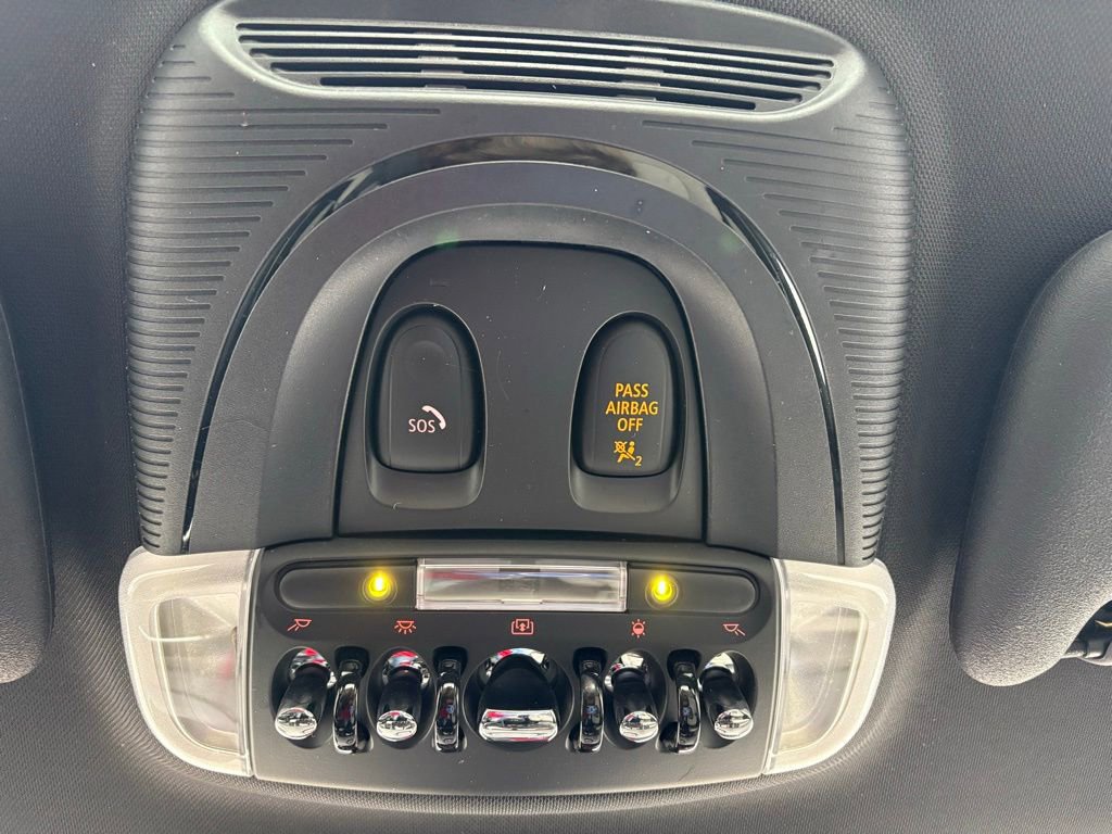 Used 2024 MINI Cooper SE image 43